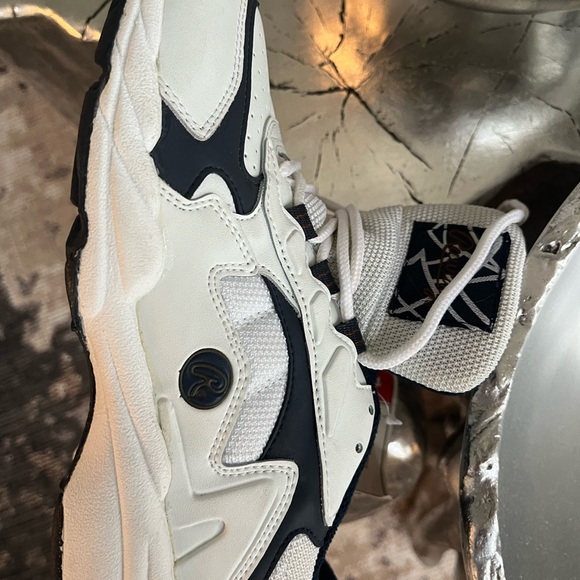 Vintage Rawlings all leather running shoes brand new with tags attached - Picture 12 of 17